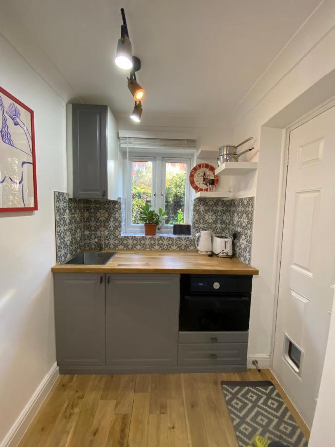 Stylish 1-Bed Studio London Eksteriør bilde